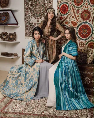 Узбекистан | Traditional fashion, National clothes, Uzbek clothing