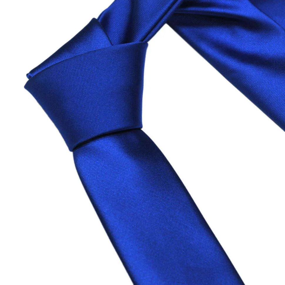 Синий мужской галстук