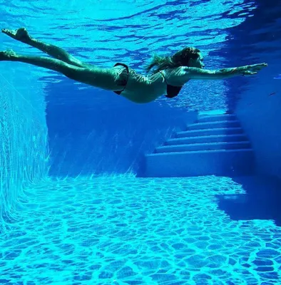 Чиновница предупредила о рисках забеременеть в бассейне: Общество: Мир:  Lenta.ru