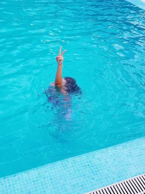 Summer hand 2 купаться в воде фото в бассейне swimming pool | Пляжные  портреты, Летние фотографии, Водная фотография
