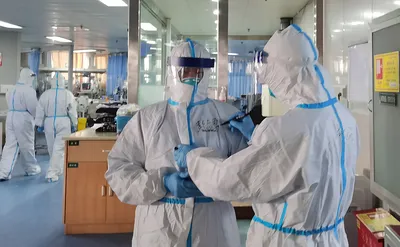 В больнице подтвердили смерть предупредившего о коронавирусе врача — РБК
