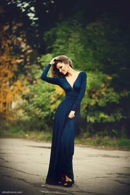 Черное вечернее длинное платье с одним рукавом на лето купить с доставкой в  Москве в интернет-магазине CAPPONI COLLECTION