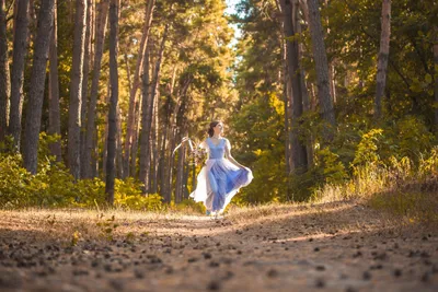 Фотосессия в сказочном платье в зимнем лесу 👗 Платья в аренду и напрокат  Story Dress Москва