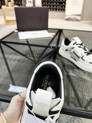 Кроссовки Valentino черные, - купить за 28100 ₽ | SFS