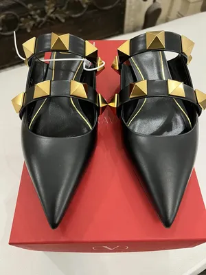 Valentino Garavani Black Leather High Heels Rockstud shoes – AvaMaria