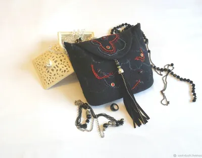 Felted bag | Купить Авторская сумка Горные розы - серый, авторская сумка,  серая сумка, валяная сумка | Тканевые цветы, Валяние, Сумки из войлока
