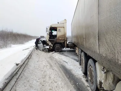 Вологда | Водитель автомобиля ВАЗ-2111 погиб в ДТП в Грязовецком районе -  БезФормата