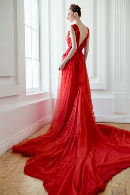 Пин от пользователя Lutz на доске Mode | Длинное платье вечернее, Красное  платье для выпускного вечера, Длинное вечернее платье