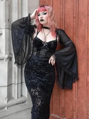 Черное кружевное вечернее платье со шлейфом арт. 23030 | интернет-магазин  VitoRicci