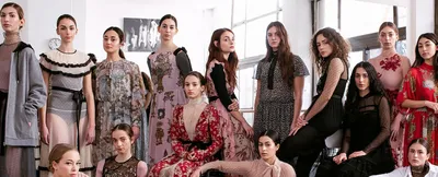 VALENTINO: Платье для нее - Красный | Valentino Платье 4B3VA6D61CF на сайте  GIGLIO.COM