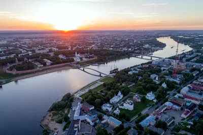 Блогер Илья Варламов о Великом Новгороде: Небольшой провинциальный город с  плохими дорогами