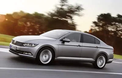 Volkswagen опубликовал полный прайс-лист на Passat: от 1,27 до 1,879 млн  рублей