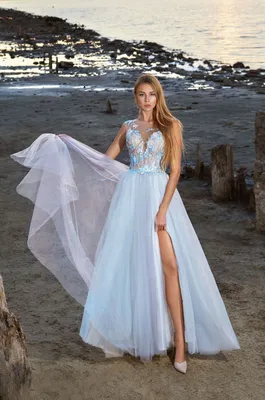 Атласное платье в пол на запах для мамы невесты Diodora любой цвет |  Vivabride