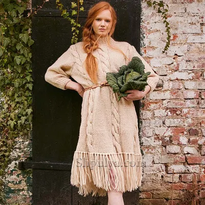 Свободное вязаное платье с бахромой — Shpulya.com - схемы с описанием для  вязания спицами и крючком