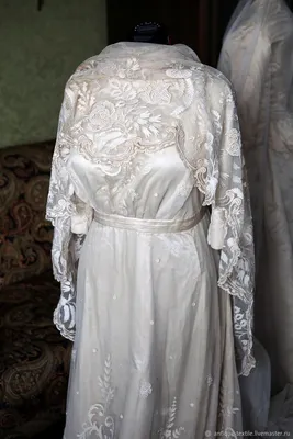 10+ невест, отыскавших свадебные платья на секонд-хенде: интересные фото -  Life