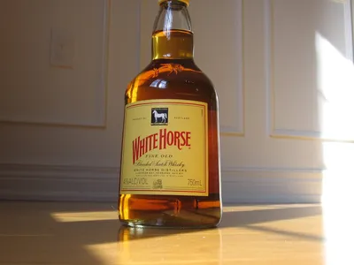 Виски White Horse Blended Scotch Whisky, 40%, 1 л купить в Киеве, Украине |  MAUDAU: цена, отзывы, характеристики