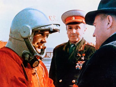 Выразительные фото Юрия Гагарина: путь первого космонавта