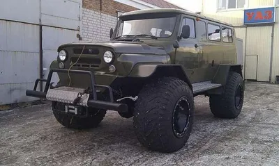 Аэрография на авто Toyota Land Cruiser 200 | Медведь