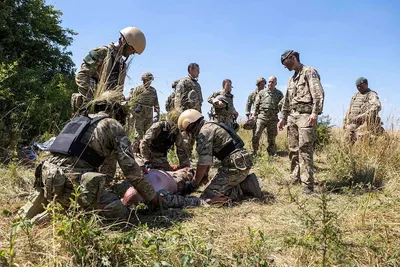 Городские бои, тактика и оборона: фото учений украинских военных в Британии  - новости Украины, Политика - LIGA.net