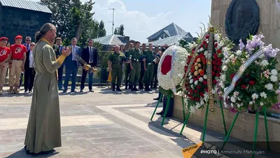 В Гюмри почтили память военных, павших в русско-турецких войнах. Фото -  20.08.2021, Sputnik Армения