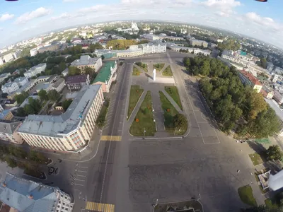 Площадь Революции. Вологда - Фото с высоты птичьего полета, съемка с  квадрокоптера - PilotHub