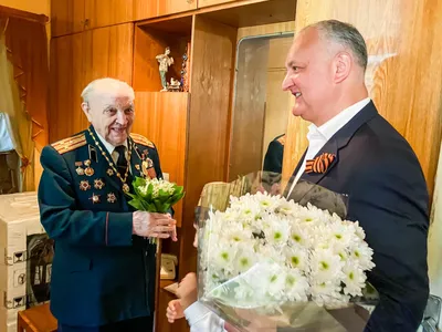 Игорь Додон поздравил ветерана ВОВ со 101-летием (ФОТО, ВИДЕО) – Aif.md