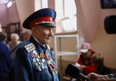 Ветераны ВОВ и Дети войны на Сахалине состязались в стрельбе и метании  гранаты - SakhalinMedia