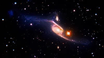 NASA показало крупнейшую из известных спиральных галактик во Вселенной