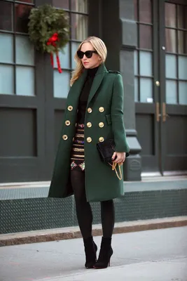 В цвете природы: 10 модных примеров, с чем носить зеленое пальто | Fall  fashion coats, Fashion, Coat fashion