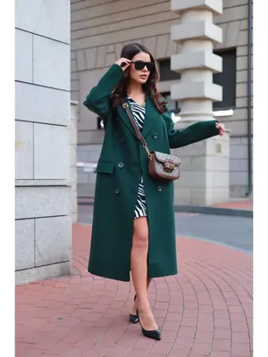Зелёное пальто, длинное бежевое …» — создано в Шедевруме