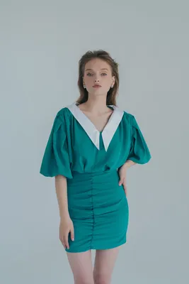 Зеленое длинное платье с одним рукавом Sellini Vikki — купить в Москве -  Свадебный ТЦ Вега