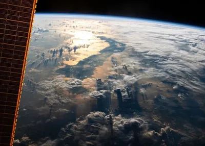 NASA показало снятое с МКС зрелищное фото Земли - Korrespondent.net
