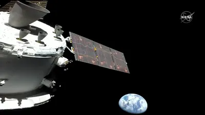 Орион» прислал фото Земли с расстояния почти 100 000 км - 4PDA