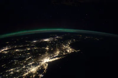 Ночные снимки Земли из космоса (101 фото) » Картины, художники, фотографы  на Nevsepic