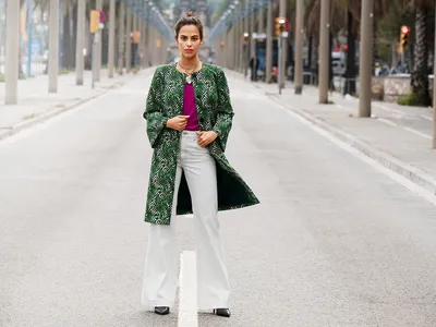 Жаккардовое пальто Oval T с вышивкой женщина, Бежевый | TWINSET Milano