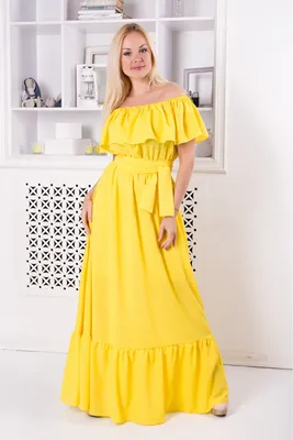 Желтое длинное бальное платье с пышной юбкой для девочки