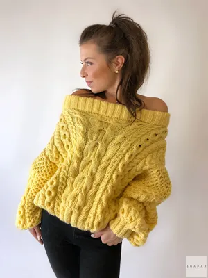 Желтый свитер фото