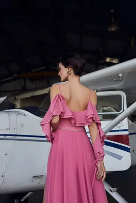 Платья с открытой спиной 2022 — Купить платье с вырезом на спине недорого