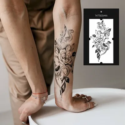 Татуировка женская реализм на спине змея и скелет - мастер Вячеслав  Плеханов 5933 | Art of Pain