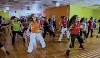 Zumba фитнес программа в фитнес клубе GFitness