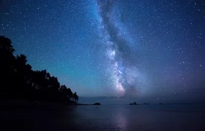 Обои море, звезды, ночь, берег, млечный путь, звездное небо картинки на  рабочий стол, раздел природа - скачать